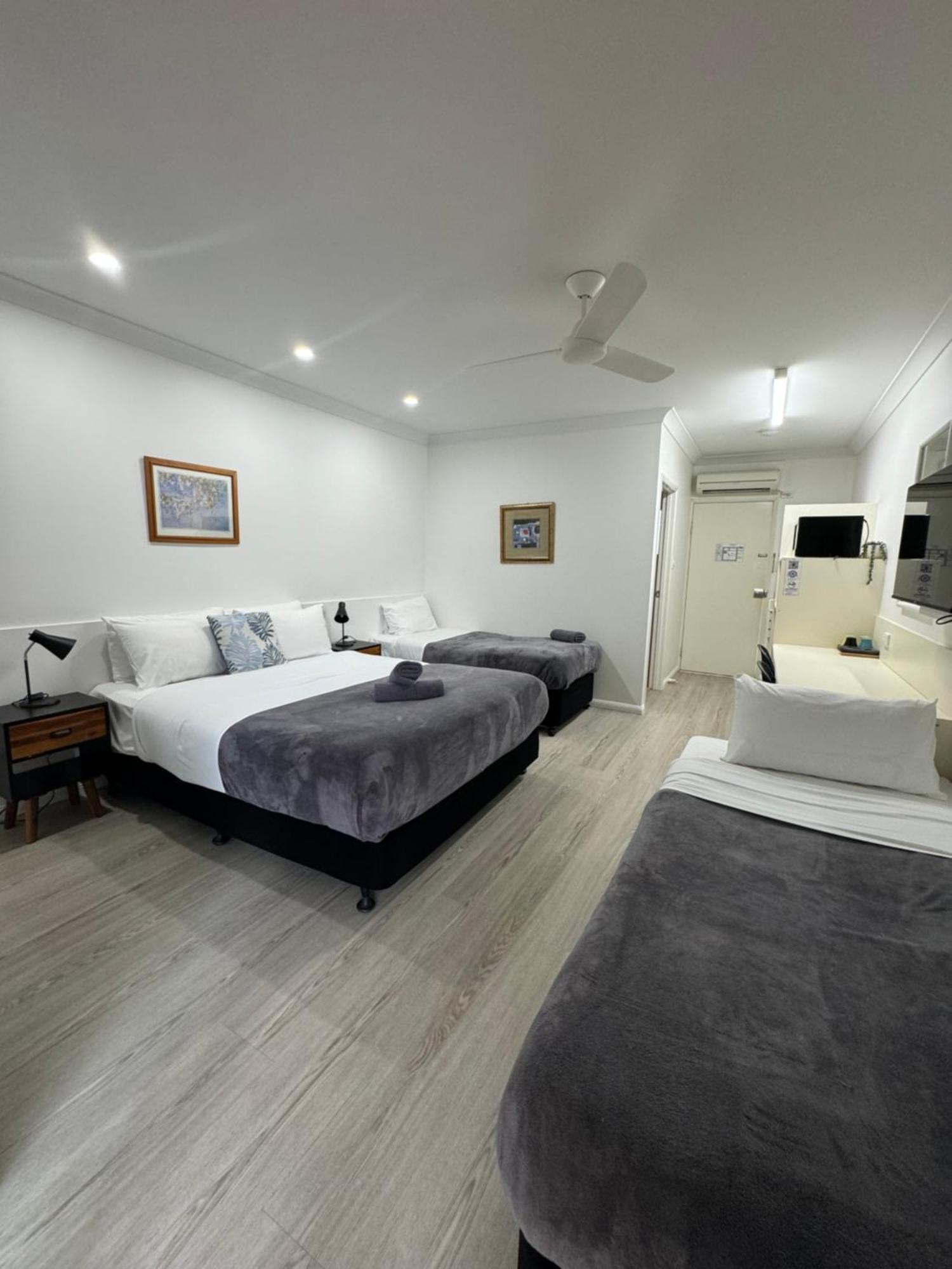Mareeba Motor Inn Dış mekan fotoğraf